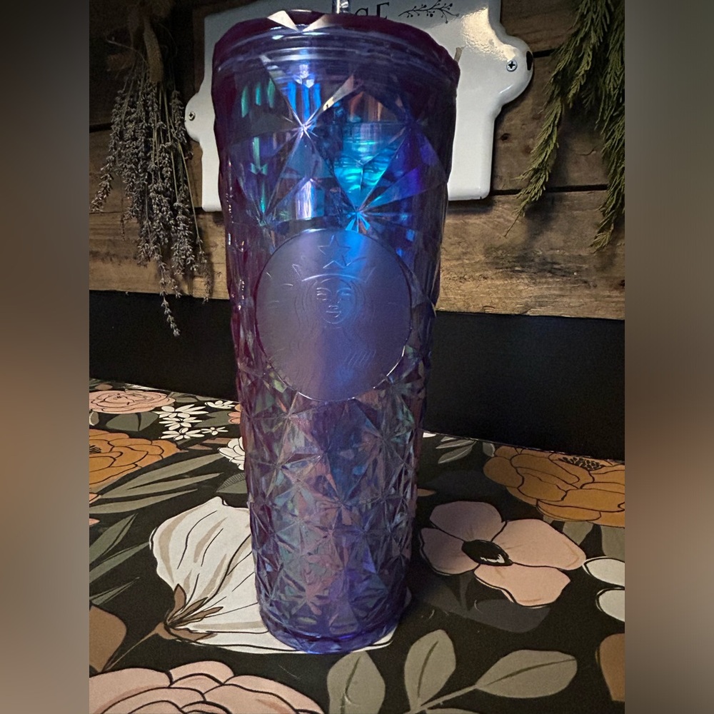 Starbucks Iridescent Periwinkle Prism Venti Tumbler 24oz Purple